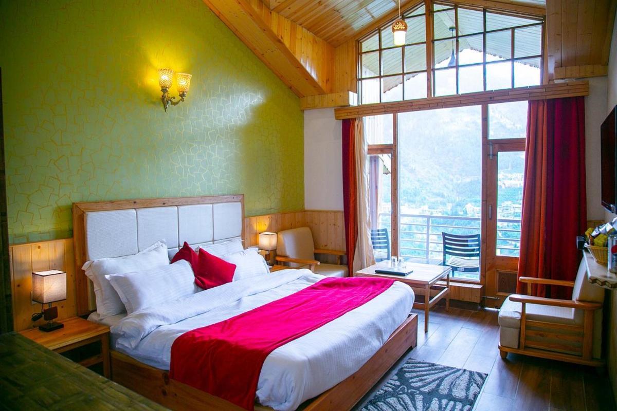 Hotel Seven Hills Manali Bagian luar foto