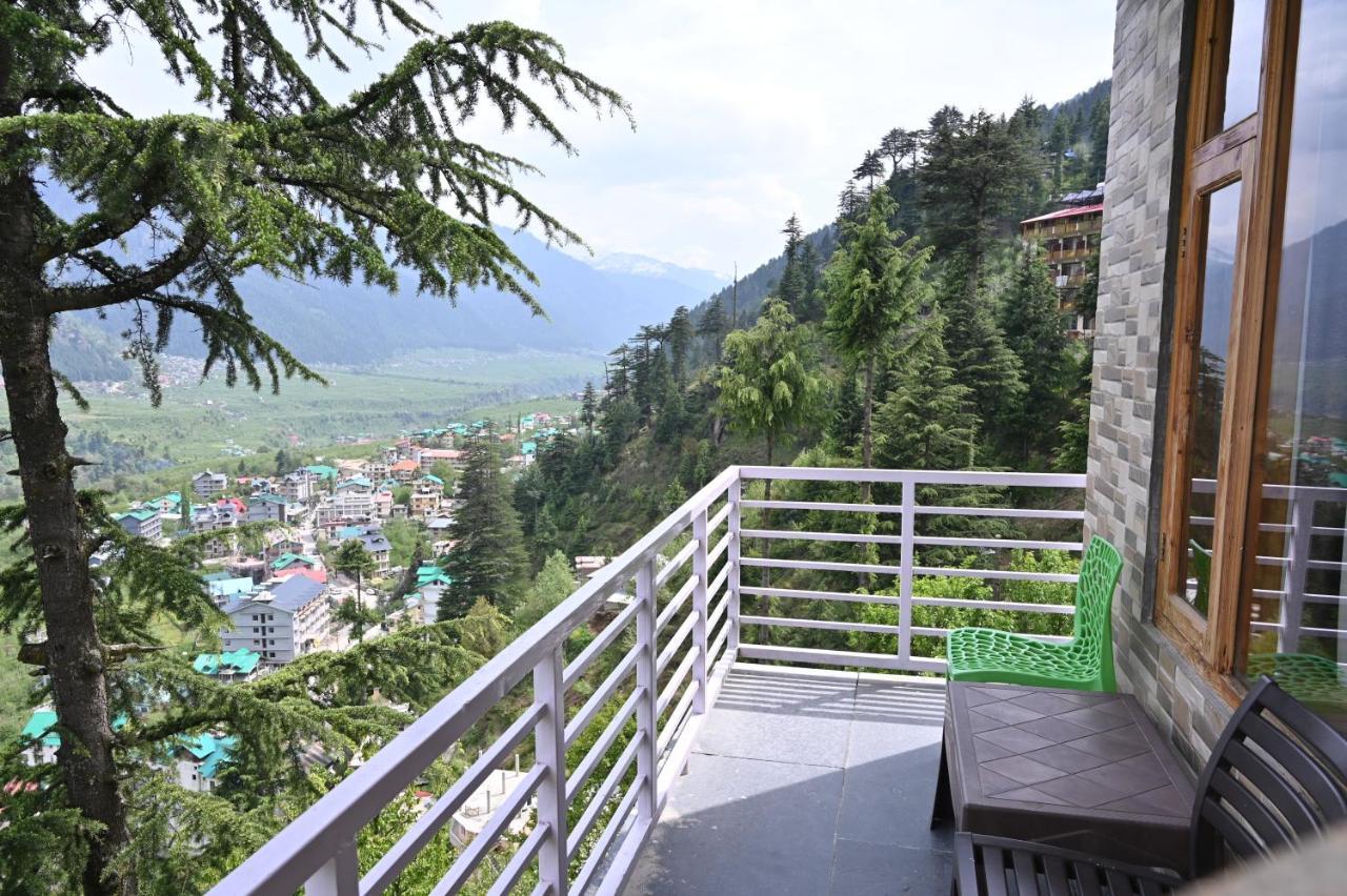 Hotel Seven Hills Manali Bagian luar foto