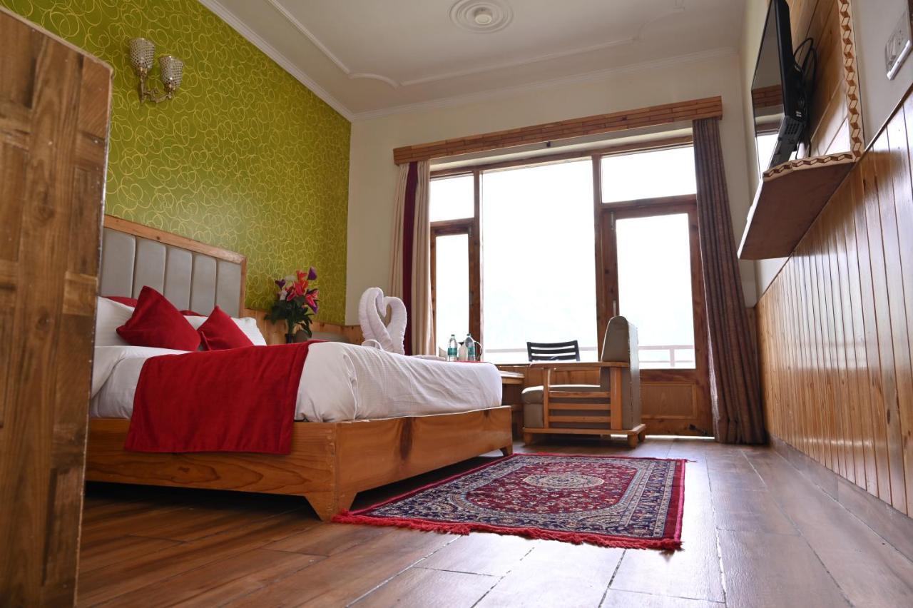 Hotel Seven Hills Manali Bagian luar foto